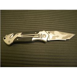 NEW M-TECH FOLDING LUCK KNIFE