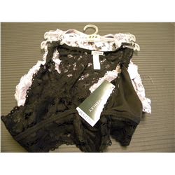 NEW LAURA ASHLEY 2 PACK SIZE MEDIUM BRALETTES