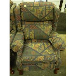 CLAW FOOT WINGBACK RECLINER