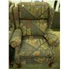 Image 1 : CLAW FOOT WINGBACK RECLINER