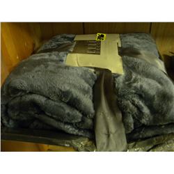 ELLE DECOR SILKY SOFT THROW