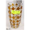 Image 1 : DIAMOND DESIGN GLASS VASE