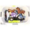 Image 1 : BIN W/ HORSE AND HOCKEY CHARACTERS AND MORE