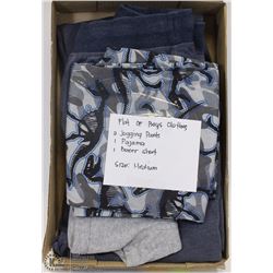 FLAT OF BOYS CLOTHES