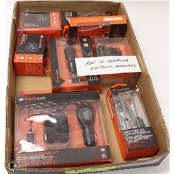 FLAT OF BLACKWEB ELECTRONIC ACCESSORIES, CHARGING