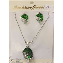 GREEN AUSTRIAN CRYSTAL NECKLACE SET