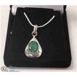 194-GREEN EMERALD PENDANT .925 STERLING SILVER