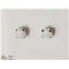 Image 1 : 10KT WHITE GOLD OPAL STUD EARRINGS