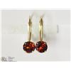 Image 1 : 14KT YELLOW GOLD GARNET EARRINGS