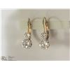 Image 1 : 10KT YELLOW GOLD CUBIC ZIRCONIA EARRINGS