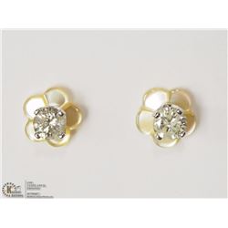 14KT WHITE GOLD DIAMOND(0.10CT)EARRINGS