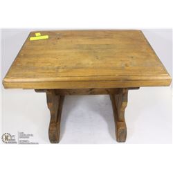 WOOD GARDENER'S STOOL