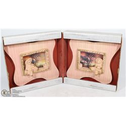 VINTAGE 1950'S CHALKWARE OPEN-BOOK