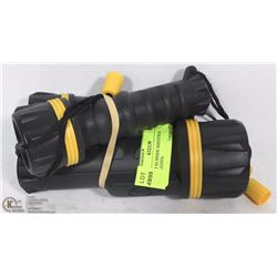 SET OF 3 RUBBER INDUSTRIAL FLASHLIGHTS