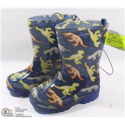 PAIR OF "BOYS" LITE UP RUBBER BOOTS SIZE 6