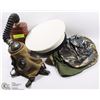 Image 1 : VINTAGE GAS MASK WITH CANISTER, NAVY HAT, 3 CAMO