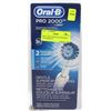 Image 1 : ORAL B PRO 2000 RECHARGEABLE TOOTHBRUSH