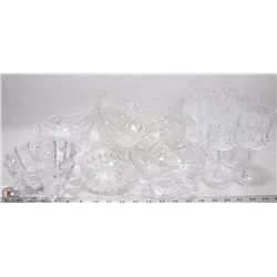 LOT OF 8 CRYSTAL GLASSES AND 5 ASSORTED CRYSTAL
