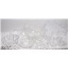 Image 1 : LOT OF 8 CRYSTAL GLASSES AND 5 ASSORTED CRYSTAL