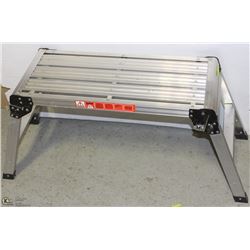 PORTABLE ALUMINUM WORK STEP UP PLATFORM