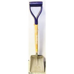 LOT OF 2 SQUARE HEAD SHOVELS