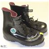 Image 1 : ACTION NON SLIP/WET RESISTANT RUBBER BOOT SIZE 9