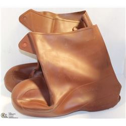 LOT OF 3 PAIRS TINGLEY 10  NEOPRENE RUBBER OVER