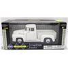 Image 1 : AMERICAN CLASSICS 1:24 1956 FORD F-100 PICKUP