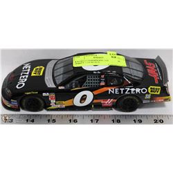 RACING CHAMPIONS COLLECTOR SERIES 1:24 SCALE