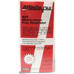 BOX W/ 20 RESPIRAOR MASKS SIZE MEDIUM - LARGE