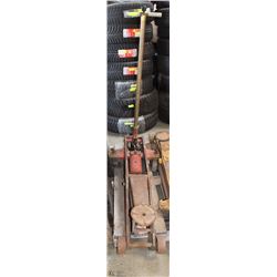 5 TON FLOOR JACK RED