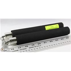 PRACTICE NUNCHUCKS  10 INCH