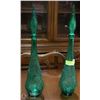 Image 1 : PAIR OF GREEN DECANTERS