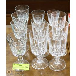 COLLECTION OF 12 CRYSTAL GLASSES