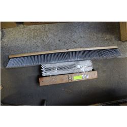 LOT OF 3 BRISTLE-HEADS