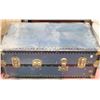 Image 1 : VINTAGE MCBRINE TRAVEL TRUNK