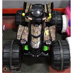 NEW DYNACRAFT SURGE 12 VOLT MEGA WHEEL CAMO QUAD