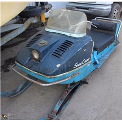 VINTAGE SNOWCRUISER 207 SNOWMOBILE(FIRES UP)AS IS