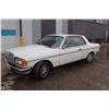 Image 11 : 1981 MERCEDES BENZ 230C