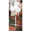 Image 1 : MAINSTAYS OSCILLATING STAND UP FAN