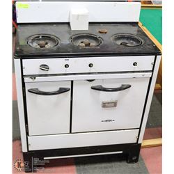 EMPIRE VINTAGE ENAMEL TRIPLE BURNER GAS STOVE