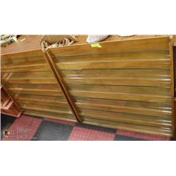 SET OF 2 WOOD 6 TIER MAGAZINE/PAMPLET HOLDERS