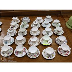 LARGE COLLECTION OF TEACUP & SAUCERS
