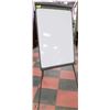 Image 1 : WHITE BOARD EASEL