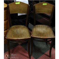 SET OF 2 ANTIQUE FISCHEL BENT WOOD CAFE CHAIRS -