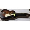 Image 1 : VINTAGE ACOUSTIC GUITAR WITH CASE