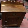 Image 1 : VINTAGE SOLID WOOD WASH STAND