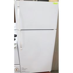 KENMORE WHITE REFRIGERATOR WITH TOP FREEZER