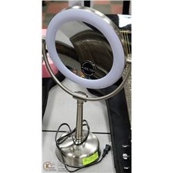 WHITE AND METAL VANITY MIRROR WITH LIGHT