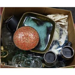 BOX OF ASSORTED HOUSEHOLD DECOR, WITH